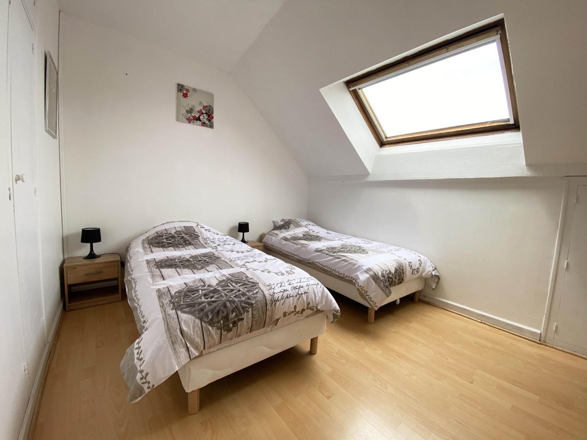 Appartement Tout Confort En Centre-Ville Cosne-sur-Loire Exterior foto